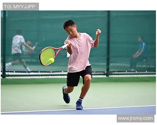 全运会回顾:成都网球队在比赛经验上的精彩表现与成长分析