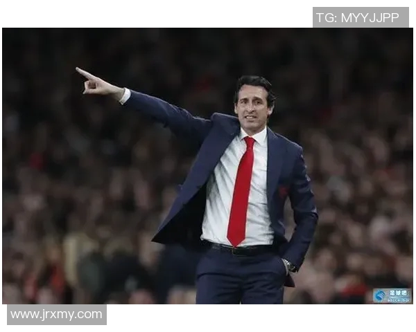 哈姓足球明星的辉煌历程与成就解析