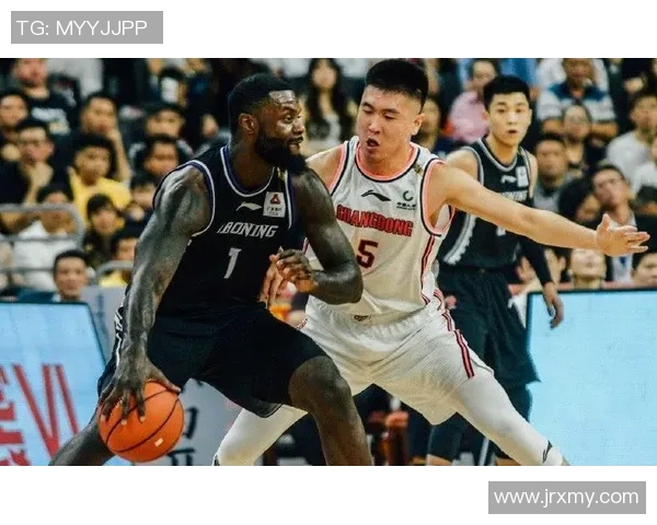 成都足球队强势领跑大满贯积分榜积66分展现冠军实力